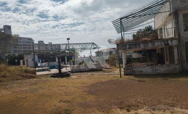 Condominio de 12 Casas y Áreas Comunes Para Remodelar a Precio de Terreno