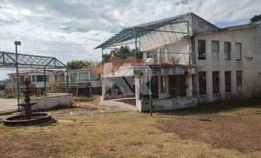 Condominio de 12 Casas y Áreas Comunes Para Remodelar a Precio de Terreno