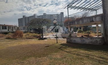 Condominio de 12 Casas y Áreas Comunes Para Remodelar a Precio de Terreno