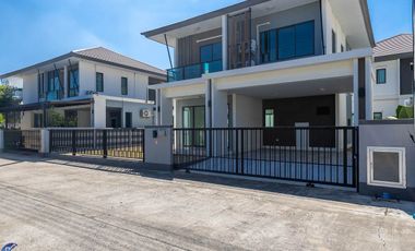 The River Family Home near Central Mall Ubon