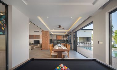 Modern 5 Bedroom Pool Villa in Pa Daet Chiang Mai for Sale