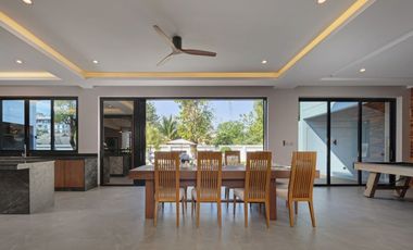 Modern 5 Bedroom Pool Villa in Pa Daet Chiang Mai for Sale