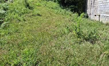 VENDO TERRENO SEMIPLANO  EN BARBOSA ANTIOQUIA.