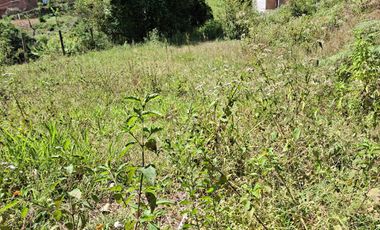 VENDO TERRENO SEMIPLANO  EN BARBOSA ANTIOQUIA.