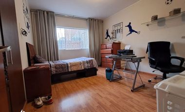 SE VENDE HERMOSA CASA CÉNTRICA EN URBANIZACIÓN SAN ISIDRO DE ICA!