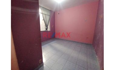 Venta De Casa En Urb.San Ramon - Dos Pisos Mas Azotea // ID: 1122962