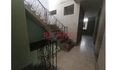 Venta De Casa En Urb.San Ramon - Dos Pisos Mas Azotea // ID: 1122962