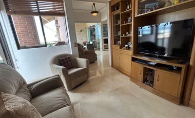 VENDO PENTHOUSE DUPLEX EN EDIFICIO SIERRA IMPERIAL EN CABECERA DEL LLANO BUCARAMANGA.