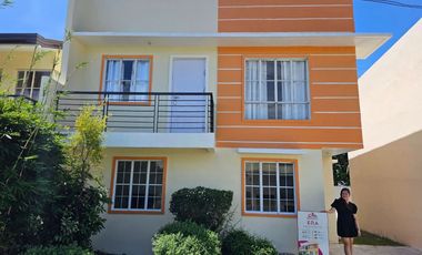 4BR SINGLE ATTACHED HOUSE AND LOT IN IMUS CAVITE