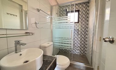 DASMARINAS SINGLE ATTACHED HOUSE AND LOT WITH BALCONY ALONG GOVERNOR'S DRIVE