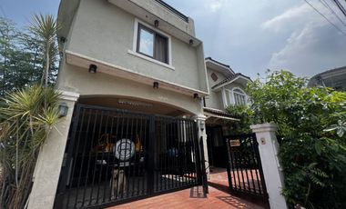 4BR PRE-OWNED HOUSE AND LOT FOR SALE AT AMBASSADOR HILLS MULTINATIONAL VILLAGE PARAÑAQUE