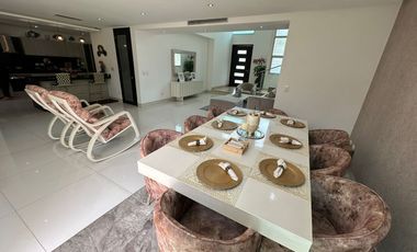 CASA EN VENTA EN VILLA CAMPESTRE