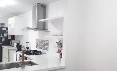 Amplio apartamento cerca a Carulla Palmas, fácil acceso!