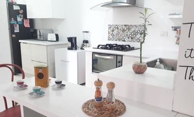 Amplio apartamento cerca a Carulla Palmas, fácil acceso!