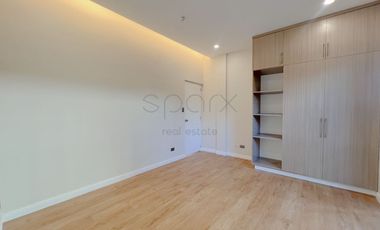 BRAND NEW 4 BEDROOM HOUSE AND LOT IN BF HOMES PARAÑAQUE
