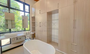 BRAND NEW 4 BEDROOM HOUSE AND LOT IN BF HOMES PARAÑAQUE