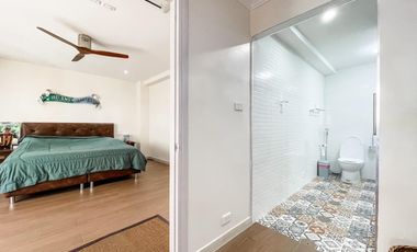 [SALE] Wonderful Living, premium quality House, near Terminal Rama III - Sathorn. 4 Beds spacious & perfectly finished(Soi Charoenrat 10) (H30103)