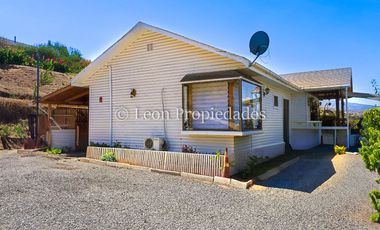 Leon Propiedades vende casa en Parcela en condominio, sector Los Naranjos, Curacaví.