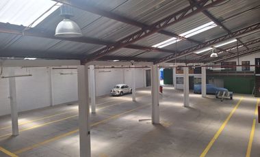 VENTA O ARRIENDO GALPON FUERA DE PICO Y PLACA, SECTOR CARAPUNGO