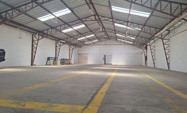 VENTA O ARRIENDO GALPON FUERA DE PICO Y PLACA, SECTOR CARAPUNGO