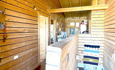 Amplia y cómoda casa con múltiples recintos