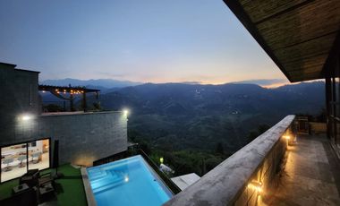 VENTA DE ESPECTACULAR CASA EN LA VÍA A  CRISTO REY ID 769