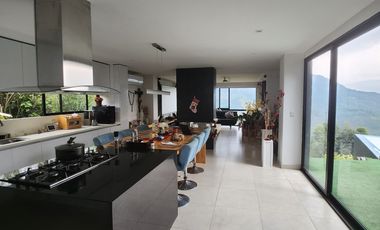 VENTA DE ESPECTACULAR CASA EN LA VÍA A  CRISTO REY ID 769