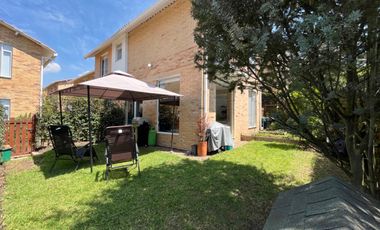 HERMOSA CASA EN VENTA EN TABIO