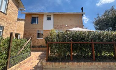 HERMOSA CASA EN VENTA EN TABIO