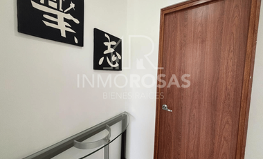 Moderna Casa en Nayón $1.800 (Incl.alícuota-Serv. Básicos)Entorno natural-moderno