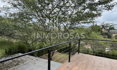 Moderna Casa en Nayón $1.800 (Incl.alícuota-Serv. Básicos)Entorno natural-moderno