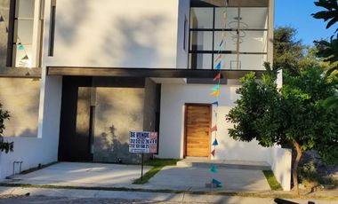 CASA NUEVA EN VENTA FRACC RESIDENCIAL SAN ANGEL  EN COLIMA
