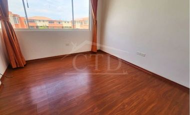 Rento casa en conjunto, Tumbaco