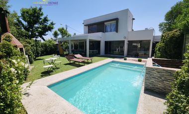 Amplia y Hermosa Casa con Piscina Alto el Manzano Til-Til.