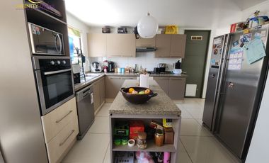 Amplia y Hermosa Casa con Piscina Alto el Manzano Til-Til.