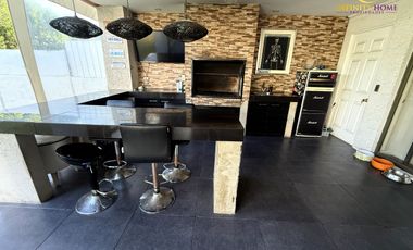 Amplia y Hermosa Casa con Piscina Condominio Jardín Oriente Til-Til.