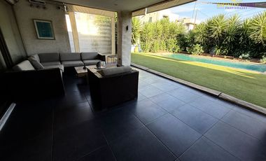 Amplia y Hermosa Casa con Piscina Condominio Jardín Oriente Til-Til.