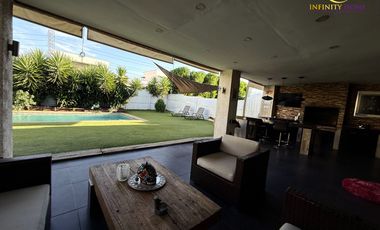 Amplia y Hermosa Casa con Piscina Condominio Jardín Oriente Til-Til.