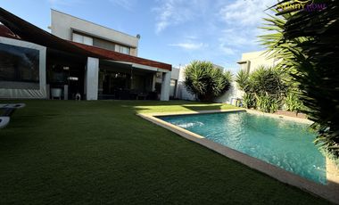 Amplia y Hermosa Casa con Piscina Condominio Jardín Oriente Til-Til.