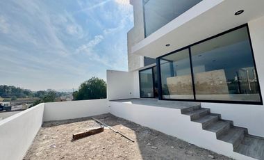 VENTA DE CASA EQUIPADA EN RINCONADA DE LOS ANDES CON ROOF