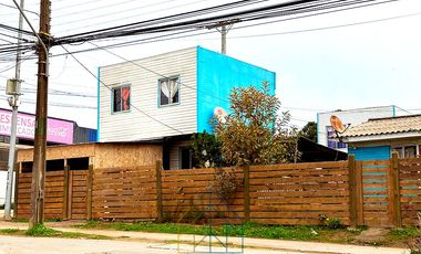 Terreno con 4 Casas Construidas - excelente ubicación