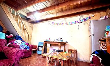 Terreno con 4 Casas Construidas - excelente ubicación
