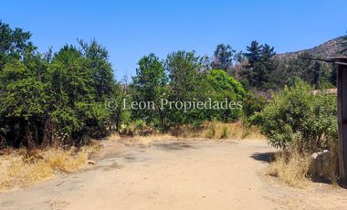 Leon Propiedades vende parcela con 2 casas en sector Cuyuncavi alto, Curacaví.