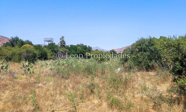 Leon Propiedades vende parcela con 2 casas en sector Cuyuncavi alto, Curacaví.