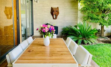 Moderna Casa en Venta en Los Olivos Zona Valle Real