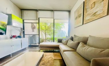 Moderna Casa en Venta en Los Olivos Zona Valle Real