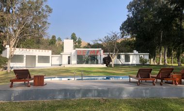 Ocasión Venta terreno en esquina Condominio El Polo