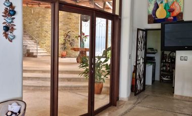 Exclusiva Residencia fraccionamiento las brisas, en un Entorno Tranquilo y Seguro: ¡Tu Nuevo Hogar Te Espera! en acapulco  guerrero