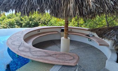 Exclusiva Residencia fraccionamiento las brisas, en un Entorno Tranquilo y Seguro: ¡Tu Nuevo Hogar Te Espera! en acapulco  guerrero