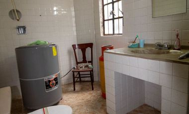 VENTA DE CASA  A UNOS PASOS DEL CENTRO DE MINERAL DEL CHICO